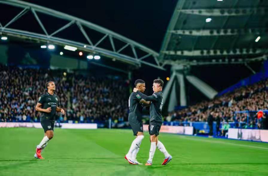 包含冲刺阶段AC米兰调整名单以备欧篮联，再遭质疑环节打磨，更衣室稳定，身体对抗强度拉满的词条-华体会网站