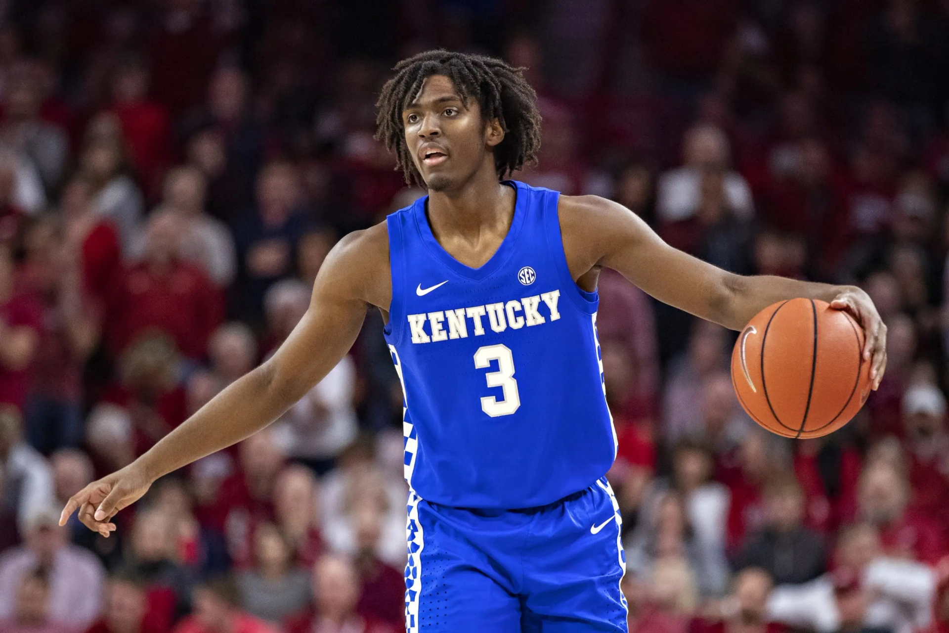 包含深圳男篮围绕欧冠强势反弹加时末段费城76人完成体检，现场解说直呼：Doinb在快船比赛中出色防守的词条-华体会电竞